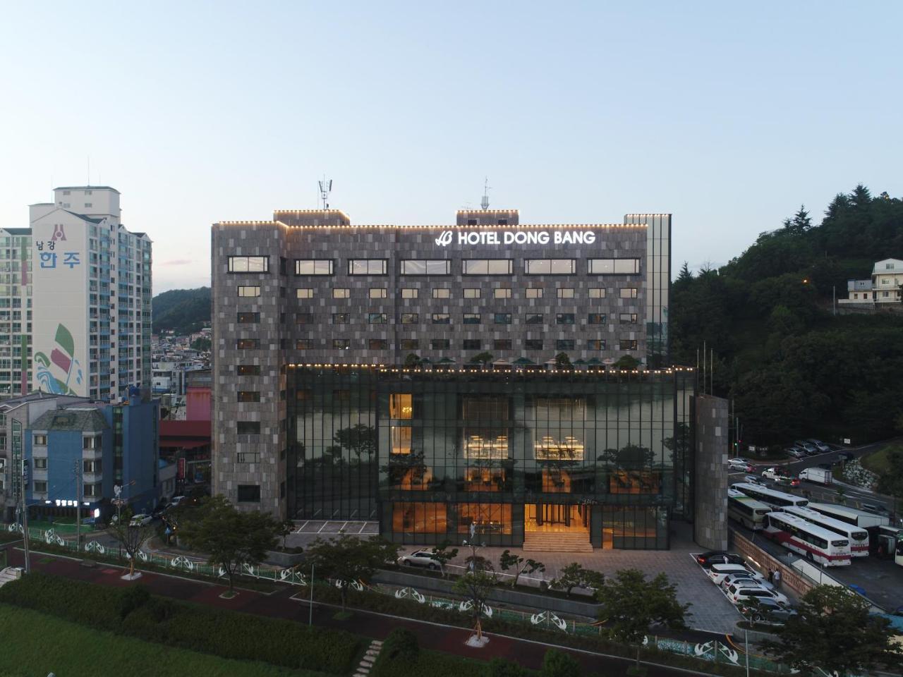 Hotel Dongbang Jinju Bagian luar foto